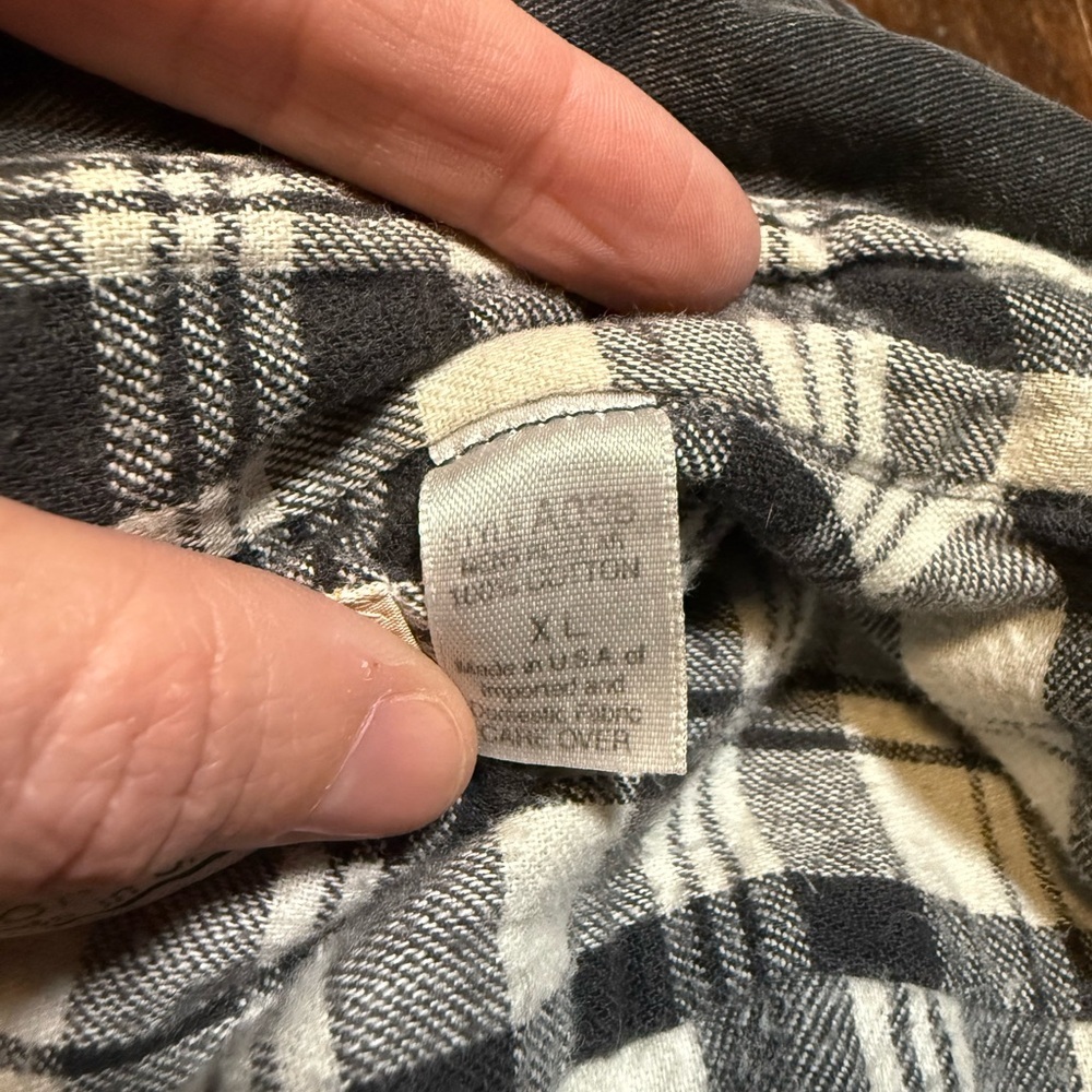 Vintage L.L. Bean Distressed Flannel-Lined Canvas Shirt Jacket XL Made in USA - Picture 6 of 10